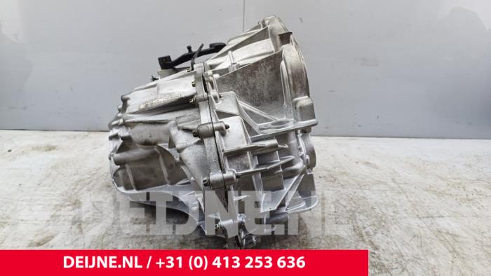 Getriebe van een Renault Master II (ED/HD/UD) 3.0 dCi 16V 140 2005