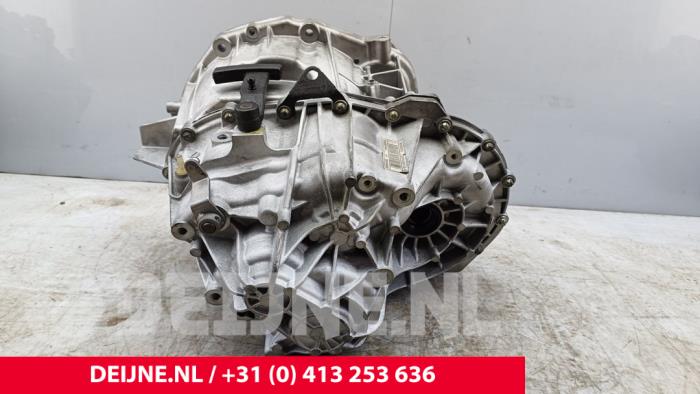 Getriebe van een Renault Master II (ED/HD/UD) 3.0 dCi 16V 140 2005
