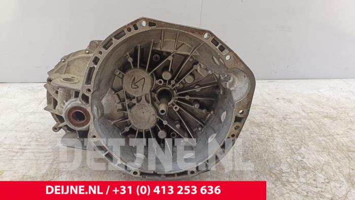 Gebrauchte Getriebe Renault Master III (JV) 2.3 dCi 16V 110 Preis € 1.331,00 Mit Mehrwertsteuer angeboten von van Deijne Onderdelen Uden B.V.