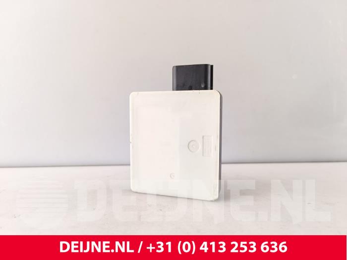 Begagnade Radarsensor Volvo EX30 Single Motor Pris € 356,95 Inklusive moms erbjuds av van Deijne Onderdelen Uden B.V.