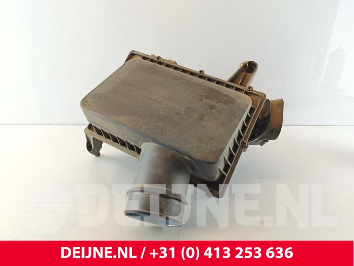 Begagnade Luftfilterhus Lynk &amp; Co 01 1.5 PHEV Pris € 102,85 Inklusive moms erbjuds av van Deijne Onderdelen Uden B.V.
