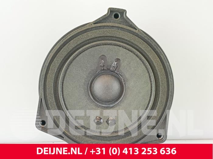 Używane Glosnik Mercedes Citan (420.6) 1.5 110 CDI Cena € 24,20 Z VAT oferowane przez van Deijne Onderdelen Uden B.V.