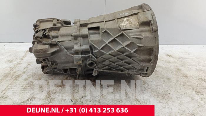 Usagé Boîte de vitesse Mercedes Vito (447.6) 2.2 116 CDI 16V Prix € 363,00 Prix TTC proposé par van Deijne Onderdelen Uden B.V.