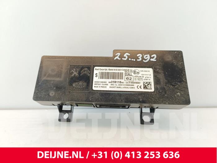 Usagé Module Bluetooth Peugeot Partner (EA//EF/EN/EU) 1.5 BlueHDi 100 Prix € 36,30 Prix TTC proposé par van Deijne Onderdelen Uden B.V.