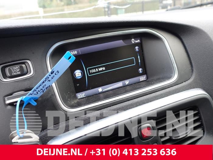 Usagé Affichage intérieur Volvo V40 (MV) 1.6 D2 Prix sur demande proposé par van Deijne Onderdelen Uden B.V.