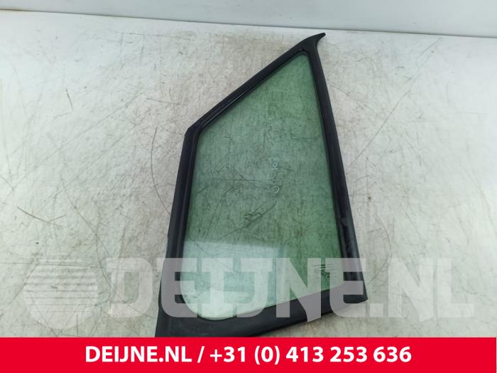 Usados Ventanilla triangular derecha delante Mercedes Sprinter 3,5t (906.63) 314 CDI 16V Precio € 66,55 IVA incluido ofrecido por van Deijne Onderdelen Uden B.V.