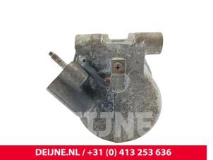 Pompe clim d'un Opel Vivaro 2.0 CDTI 122 2020