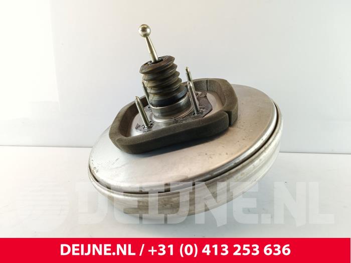 Usagé Servo frein Peugeot Partner (EA//EF/EN/EU) 1.5 BlueHDi 100 Prix € 30,25 Prix TTC proposé par van Deijne Onderdelen Uden B.V.