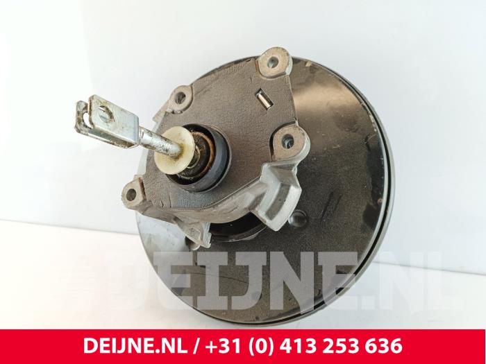 Usagé Assistant de freinage Renault Kangoo Express (FW) 1.5 dCi 75 FAP Prix € 18,15 Prix TTC proposé par van Deijne Onderdelen Uden B.V.