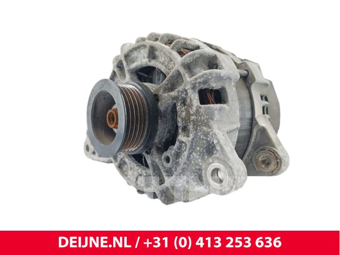 Usagé Dynamo Mercedes Sprinter 3t (910.6) 211 CDI 2.1 D FWD Prix € 187,55 Prix TTC proposé par van Deijne Onderdelen Uden B.V.