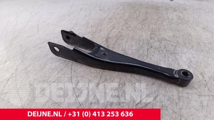 Used Engine mount Volkswagen Crafter (SY) 2.0 TDI FWD Price € 72,60 Inclusive VAT offered by van Deijne Onderdelen Uden B.V.