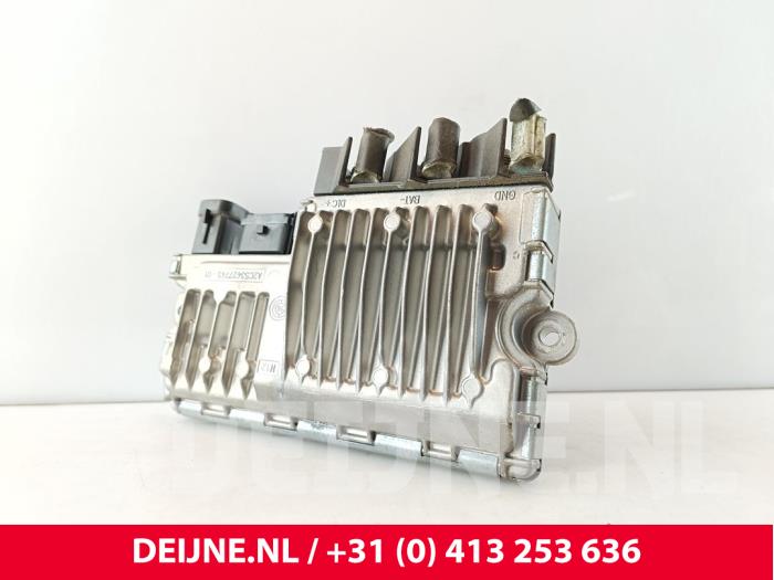 Used Start/Stop computer Citroen Jumpy 2.0 Blue HDI 120 Price € 72,60 Inclusive VAT offered by van Deijne Onderdelen Uden B.V.