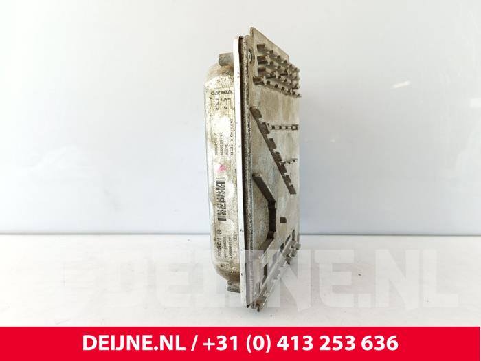 Used Engine management computer Volvo V70 (SW) 2.5 T 20V Price € 85,00 Margin scheme offered by van Deijne Onderdelen Uden B.V.