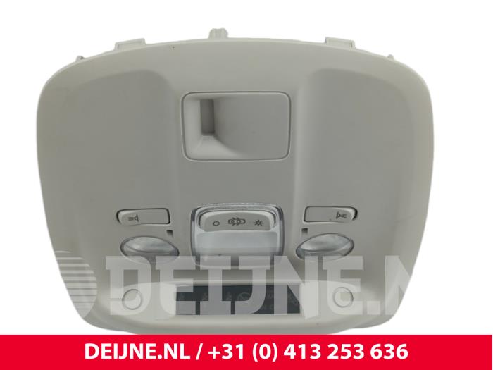 Begagnade Innerbelysning, fram Citroen Jumpy 2.0 Blue HDI 145 Pris € 18,15 Inklusive moms erbjuds av van Deijne Onderdelen Uden B.V.
