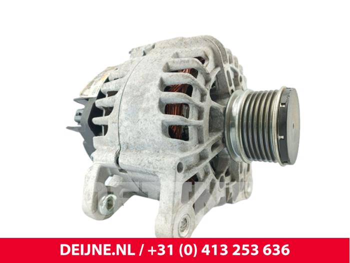 Dynamo från en Mercedes-Benz Citan (415.6) 1.5 108 CDI Euro 6 2017