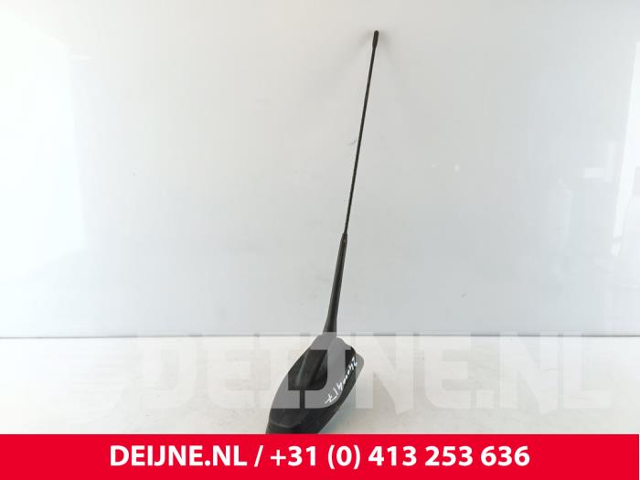 Używane Antena Mercedes Sprinter Tourer 3,5t (907.7) 311 CDI 2.0 D RWD Cena € 24,20 Z VAT oferowane przez van Deijne Onderdelen Uden B.V.