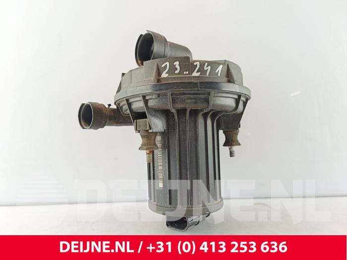 Begagnade Bränslefilterhus Porsche Cayenne (9PA) 3.2 V6 24V Pris € 45,00 Marginaltabell erbjuds av van Deijne Onderdelen Uden B.V.