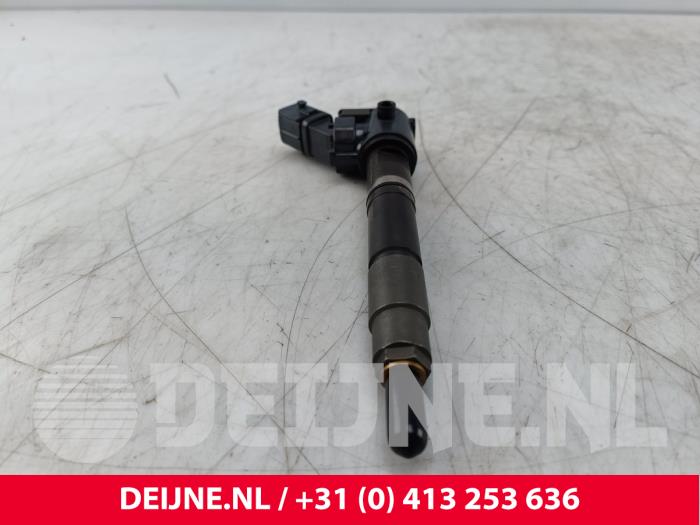 Usagé Injecteurs Volvo V60 II (ZW) 2.0 D3 16V Prix € 120,00 Règlement à la marge proposé par van Deijne Onderdelen Uden B.V.