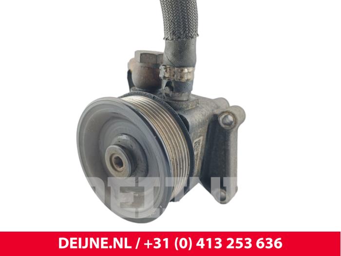 Usagé Pompe de direction Fiat Ducato (250) 2.3 D 180 Multijet Prix € 96,80 Prix TTC proposé par van Deijne Onderdelen Uden B.V.