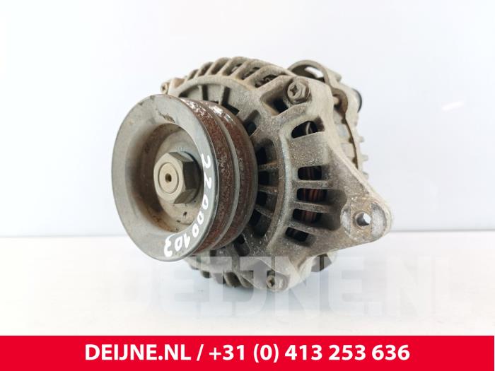 Begagnade Dynamo Mitsubishi Canter 3.0 Di-D 16V 35 Pris € 72,60 Inklusive moms erbjuds av van Deijne Onderdelen Uden B.V.