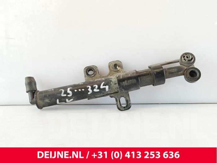 Używane Spryskiwacz reflektorów Volvo V90 II (PW) 2.0 D4 16V Cena € 30,00 Procedura marży oferowane przez van Deijne Onderdelen Uden B.V.