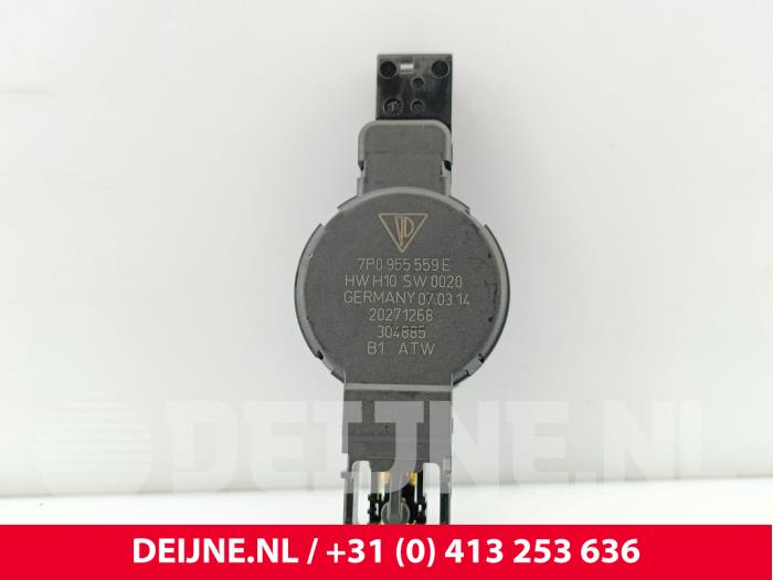 Begagnade Regnsensor Porsche Cayenne II (92A) 3.0 D V6 24V Pris € 65,00 Marginaltabell erbjuds av van Deijne Onderdelen Uden B.V.
