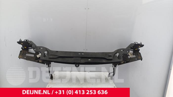 Używane Panel przedni Volvo XC90 I 3.2 24V Cena € 45,00 Procedura marży oferowane przez van Deijne Onderdelen Uden B.V.