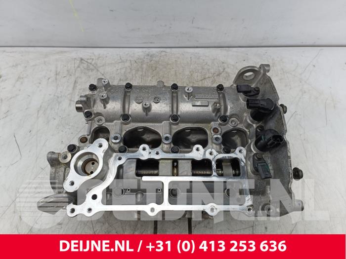 Begagnade Topplock Lynk &amp; Co 01 1.5 PHEV Pris € 907,50 Inklusive moms erbjuds av van Deijne Onderdelen Uden B.V.