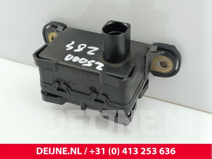 Usagé Ordinateur ESP Porsche Cayenne II (92A) 3.0 D V6 24V Prix € 50,00 Règlement à la marge proposé par van Deijne Onderdelen Uden B.V.