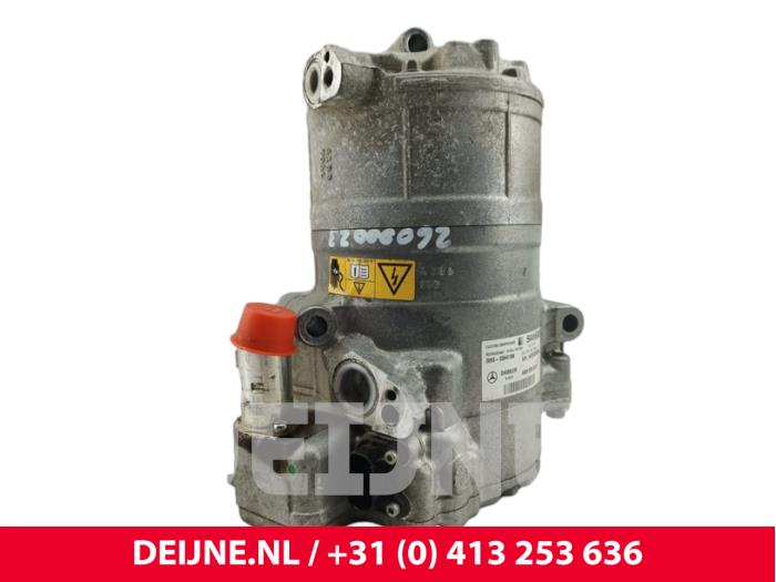 Usagé Compresseur de clim Mercedes eVito (447.6) 41/60/66 kWh Prix € 695,75 Prix TTC proposé par van Deijne Onderdelen Uden B.V.