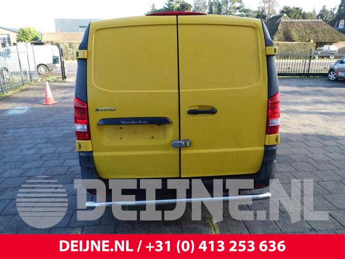 Używane Panel boczny Mercedes eVito (447.6) 41/60/66 kWh Cena € 121,00 Z VAT oferowane przez van Deijne Onderdelen Uden B.V.