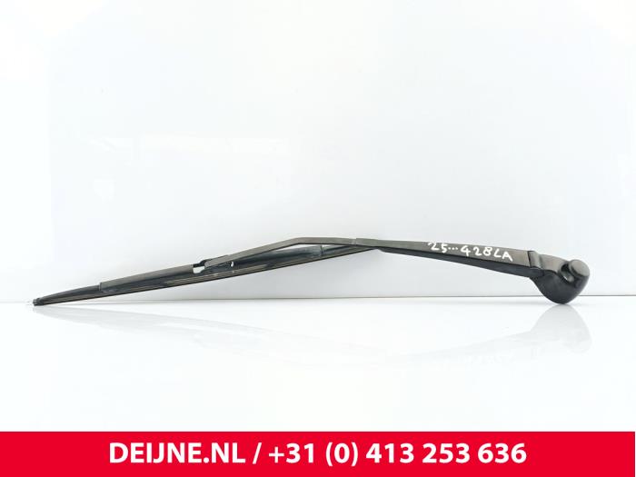 Begagnade Bakre torkararm Volkswagen Caddy III (2KA,2KH,2CA,2CH) 2.0 SDI Pris € 30,25 Inklusive moms erbjuds av van Deijne Onderdelen Uden B.V.