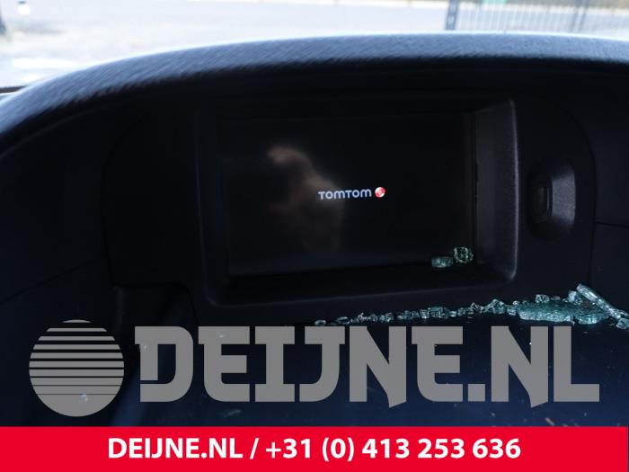 Begagnade Innerdisplay Renault Kangoo Express (FW) 1.5 dCi 75 FAP Pris på förfrågan erbjuds av van Deijne Onderdelen Uden B.V.