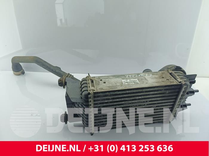 Usados Intercooler Nissan NV 200 (M20M) 1.5 dCi 110 Precio € 66,55 IVA incluido ofrecido por van Deijne Onderdelen Uden B.V.