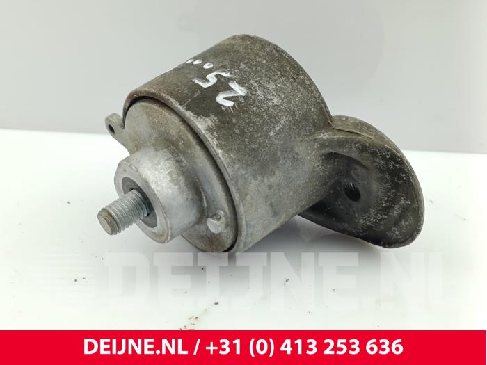 Usados Rodillo tensor correa múltiple Volkswagen Transporter T5 2.0 TDI DRF Precio € 36,30 IVA incluido ofrecido por van Deijne Onderdelen Uden B.V.