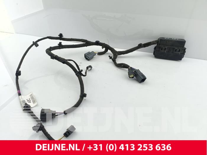 Begagnade Kablage Ford Transit 2.0 TDCi 16V Eco Blue 165 RWD Pris € 60,50 Inklusive moms erbjuds av van Deijne Onderdelen Uden B.V.