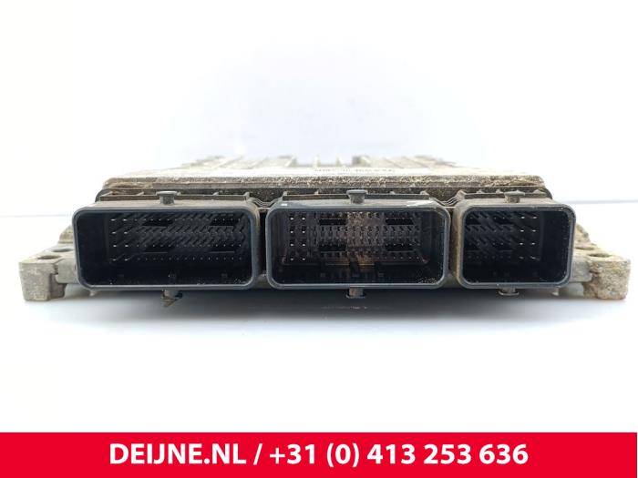 Engine management computer from a Opel Movano 2.3 CDTi Biturbo 16V FWD 2015