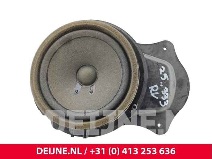 Begagnade Högtalare Ford Transit Custom 2.0 TDCi 16V Eco Blue 105 Pris € 24,20 Inklusive moms erbjuds av van Deijne Onderdelen Uden B.V.