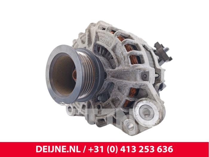 Usagé Dynamo Volvo V90 II (PW) 2.0 D4 16V Prix € 30,00 Règlement à la marge proposé par van Deijne Onderdelen Uden B.V.