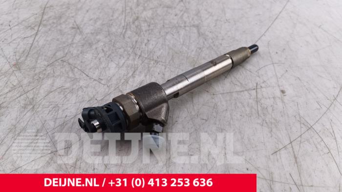 Usagé Injecteurs Ford Transit Connect (PJ2) 1.5 EcoBlue Prix € 108,90 Prix TTC proposé par van Deijne Onderdelen Uden B.V.