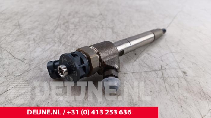 Usagé Injecteurs Ford Transit Connect (PJ2) 1.5 EcoBlue Prix € 108,90 Prix TTC proposé par van Deijne Onderdelen Uden B.V.