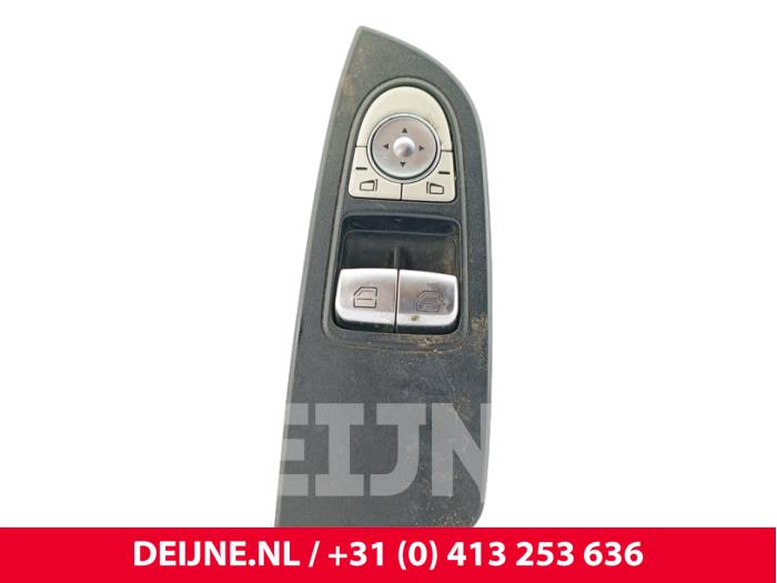 Usados Interruptor de ventanilla eléctrica Mercedes eVito (447.6) 41/60/66 kWh Precio € 66,55 IVA incluido ofrecido por van Deijne Onderdelen Uden B.V.