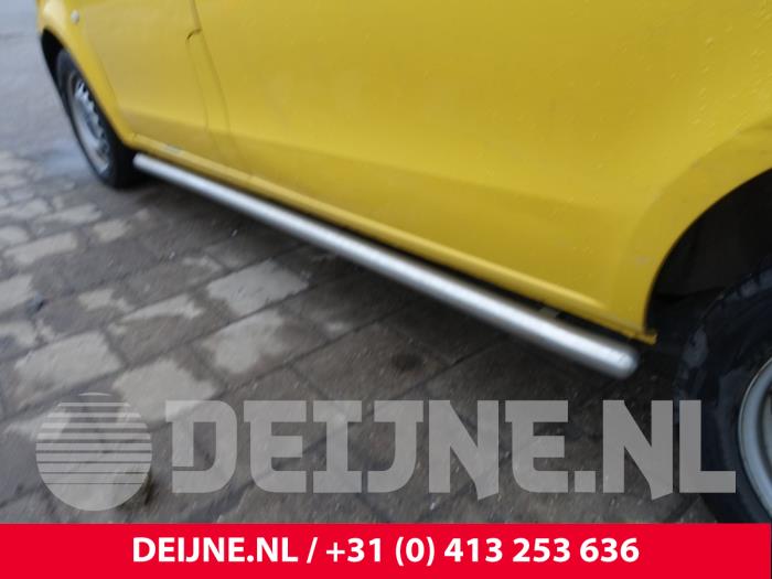 Używane Panel boczny Mercedes eVito (447.6) 41/60/66 kWh Cena € 60,50 Z VAT oferowane przez van Deijne Onderdelen Uden B.V.