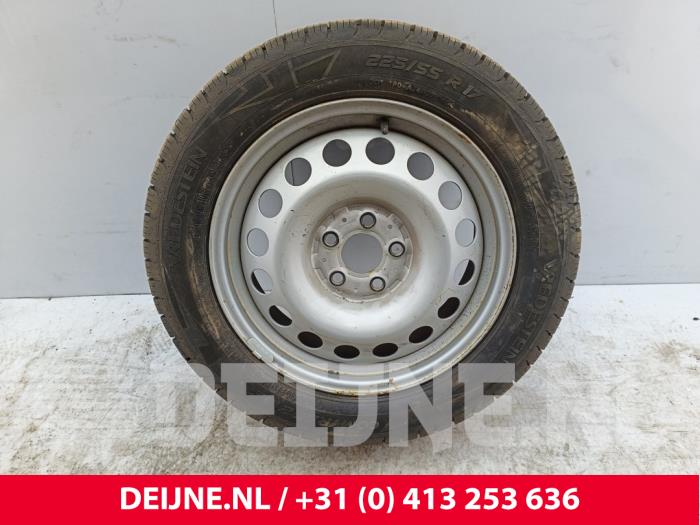 Używane Obrecz Mercedes eVito (447.6) 41/60/66 kWh Cena € 96,80 Z VAT oferowane przez van Deijne Onderdelen Uden B.V.
