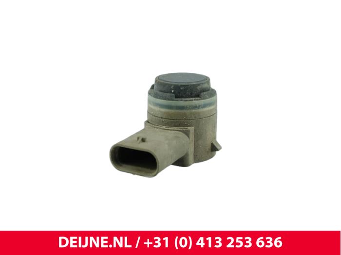 Usados Sensor PDC Ford Transit E-Transit 68 kWh Precio € 18,15 IVA incluido ofrecido por van Deijne Onderdelen Uden B.V.