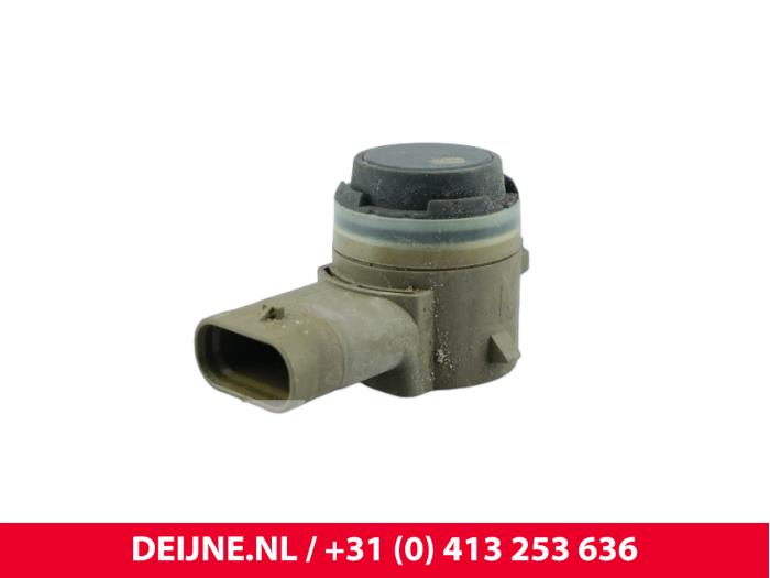 Usados Sensor PDC Ford Transit E-Transit 68 kWh Precio € 18,15 IVA incluido ofrecido por van Deijne Onderdelen Uden B.V.