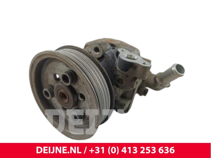 Usagé Pompe de direction Volkswagen Transporter T5 2.0 TDI DRF Prix € 42,35 Prix TTC proposé par van Deijne Onderdelen Uden B.V.