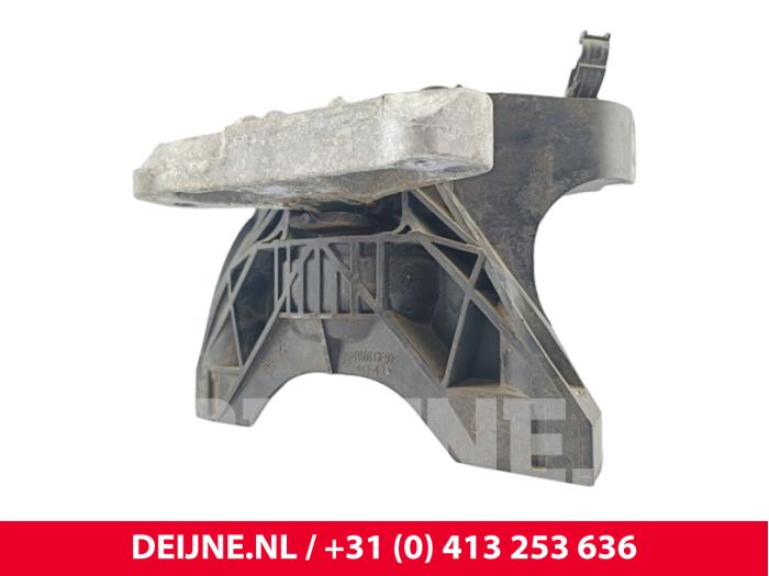 Used Engine mount Peugeot Partner (EA//EF/EN/EU) 1.5 BlueHDi 100 Price € 18,15 Inclusive VAT offered by van Deijne Onderdelen Uden B.V.