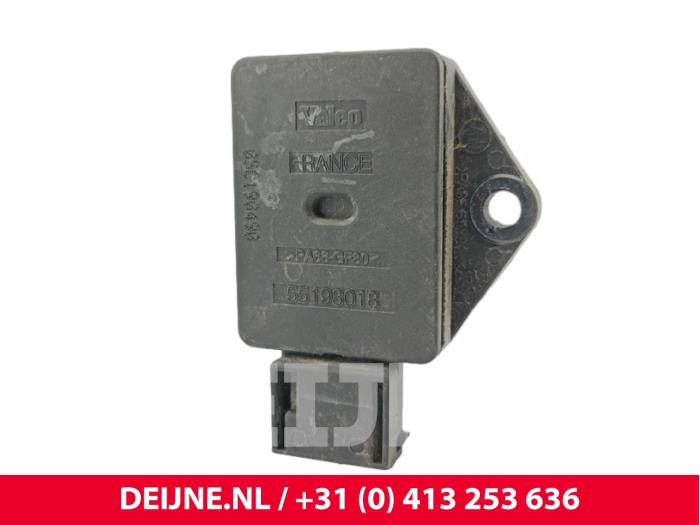 Begagnade Oljenivåsensor Fiat Ducato (250) 2.3 D 130 Multijet Pris € 24,20 Inklusive moms erbjuds av van Deijne Onderdelen Uden B.V.
