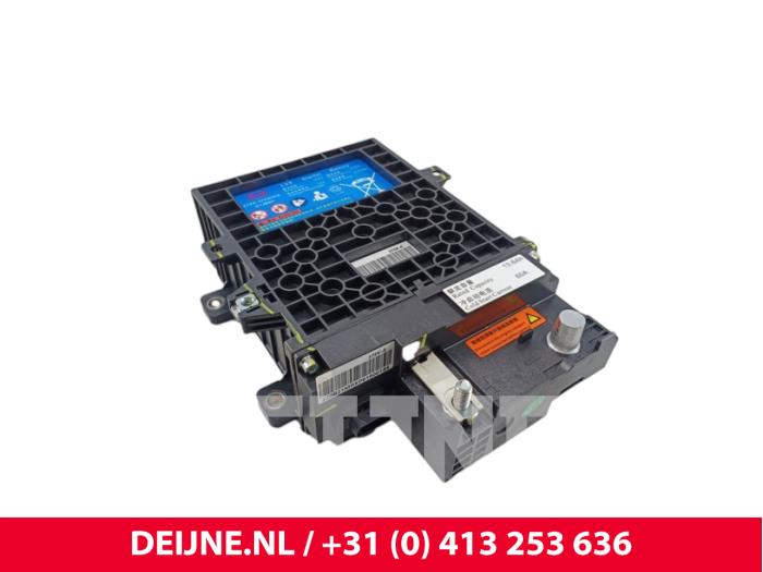 Używane Akumulator start-stop BYD Dolphin 60,4 kWh Cena € 605,00 Z VAT oferowane przez van Deijne Onderdelen Uden B.V.